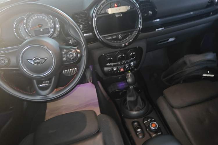 Used MINI Clubman 2016 Revised Version 1.5T COOPER Connoisseur Edition Audio And AC Panel