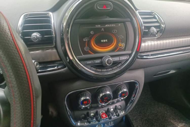Used MINI Clubman 2016 Revised Version 1.5T COOPER Connoisseur Edition Audio And AC Panel