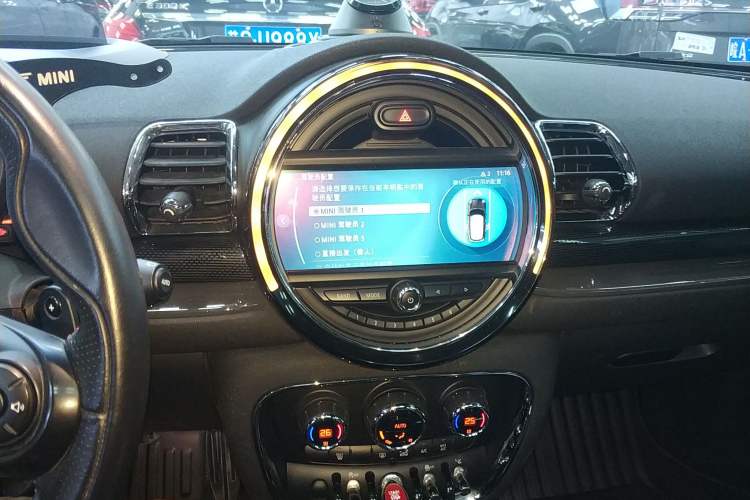 Used MINI Clubman 2016 Revised Version 2.0T COOPER S Geek Edition Audio And AC Panel