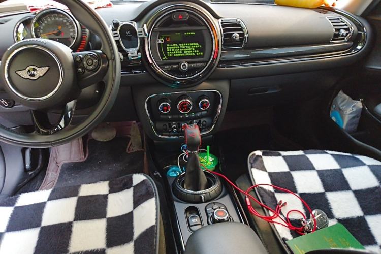 Used MINI Clubman 2016 Revised Version 1.5T COOPER Connoisseur Edition Center Console