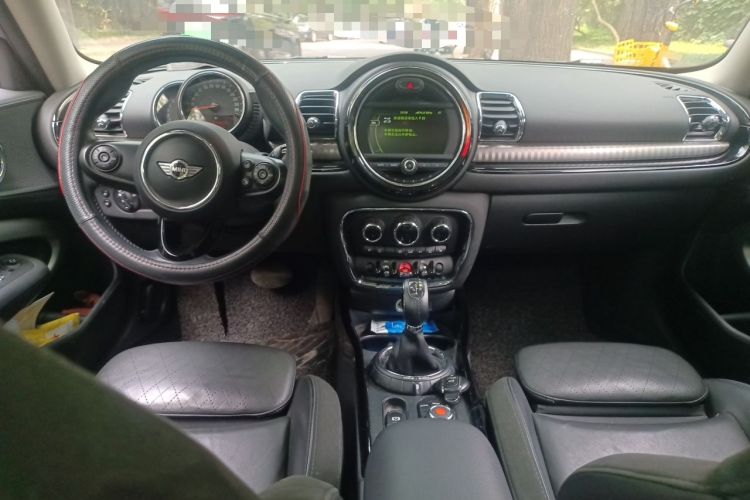 Used MINI Clubman 2016 Revised Version 1.5T COOPER Connoisseur Edition Center Console