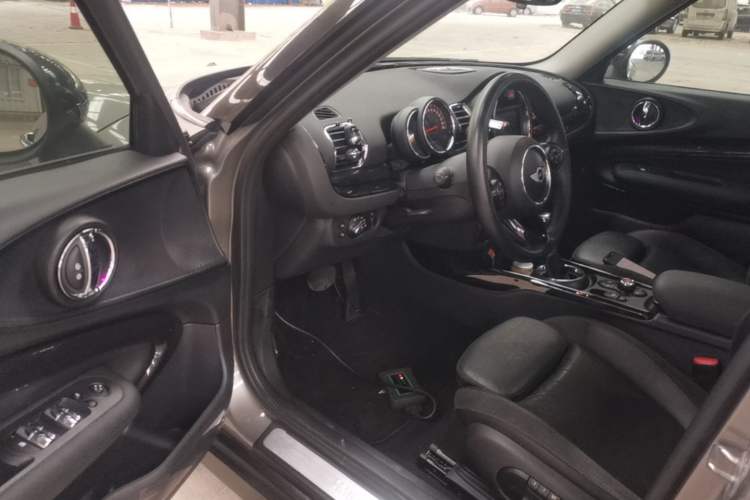 Used MINI Clubman 2016 Revised Version 1.5T COOPER Connoisseur Edition Driver Seat