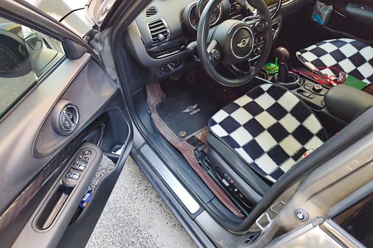 Used MINI Clubman 2016 Revised Version 1.5T COOPER Connoisseur Edition Driver Seat