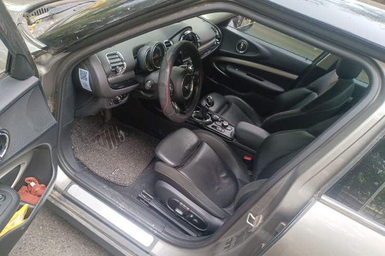 Used MINI Clubman 2016 Revised Version 1.5T COOPER Connoisseur Edition Driver Seat