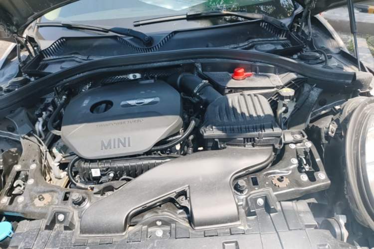 Used MINI Clubman 2016 1.5T COOPER Engine Bay