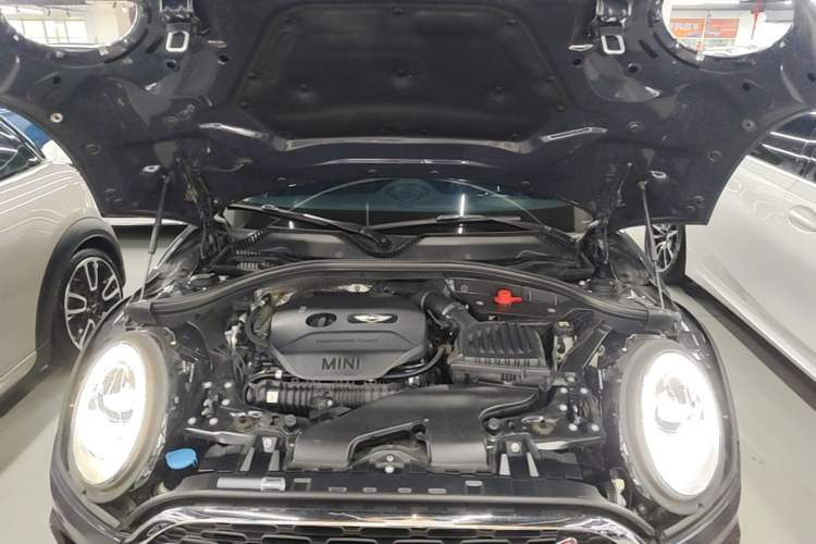 Used MINI Clubman 2016 2.0T COOPER S Engine Bay