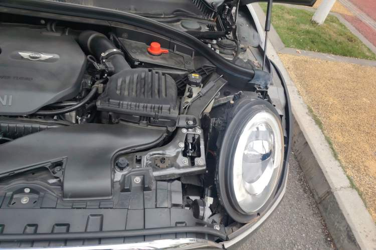 Used MINI Clubman 2016 Revised 1.5T COOPER Engine Bay Left