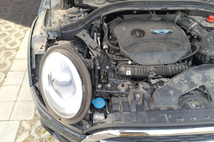 Used MINI Clubman 2016 Revised 2.0T COOPER S Engine Bay Right