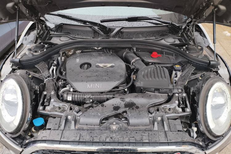 Used MINI Clubman 2016 Revised Version 2.0T COOPER S Geek Edition Engine Bay