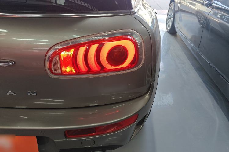 Used MINI Clubman 2016 Revised Version 2.0T COOPER S Connoisseur Edition Exterior 6