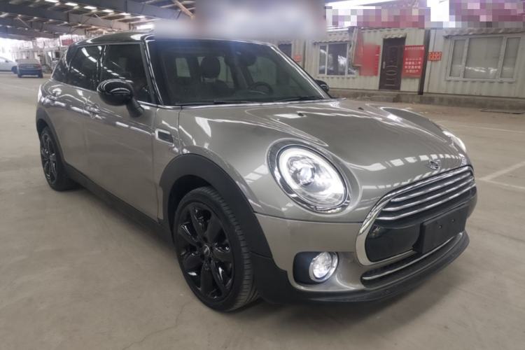 Used MINI Clubman 2016 Revised Version 1.5T COOPER Connoisseur Edition Front Right 45 Deg