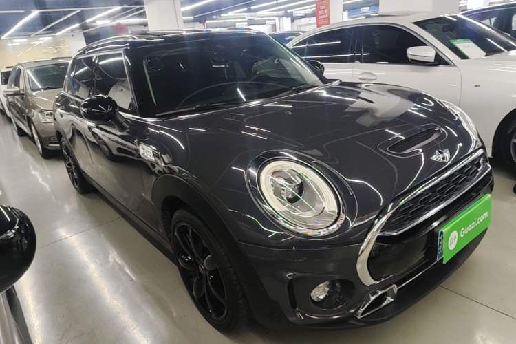 Used MINI Clubman 2016 2.0T COOPER S Front Right 45 Deg