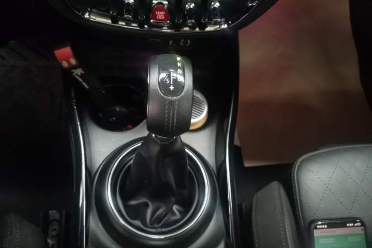 Used MINI Clubman 2016 Revised Version 1.5T COOPER Connoisseur Edition Gear Lever