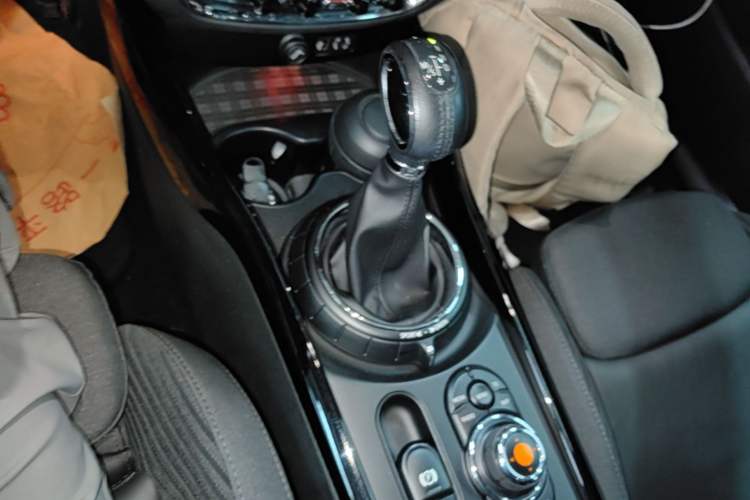 Used MINI Clubman 2016 Revised 1.5T COOPER Gear Lever