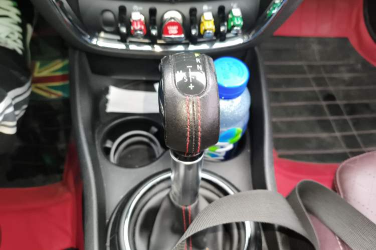 Used MINI Clubman 2016 Revised Version 2.0T COOPER S Geek Edition Gear Lever