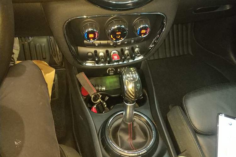 Used MINI Clubman 2016 Revised Version 2.0T COOPER S Geek Edition Gear Lever