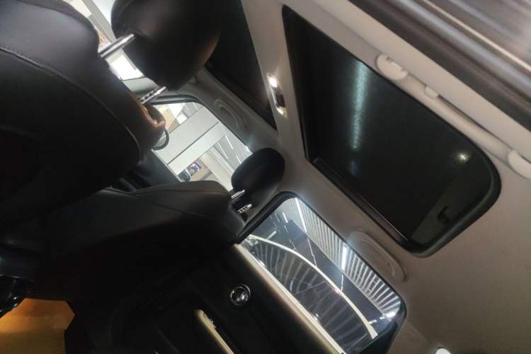 Used MINI Clubman 2016 Revised Version 1.5T COOPER Connoisseur Edition Headliner