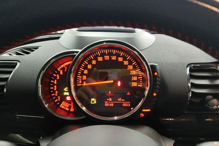 Used MINI Clubman 2016 2.0T COOPER S Instrument Cluster