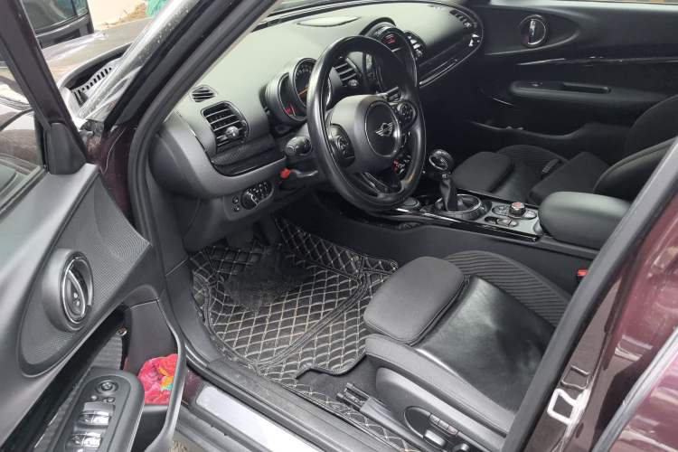 Used MINI Clubman 2016 1.5T COOPER Interior 3