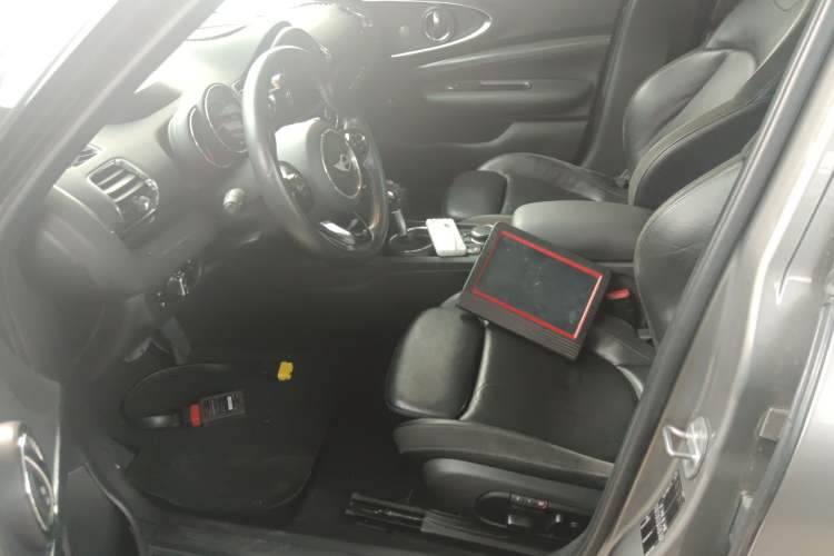 Used MINI Clubman 2016 Revised 2.0T COOPER S Left Front Seat
