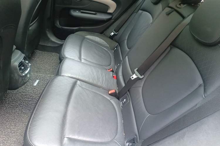 Used MINI Clubman 2016 Revised Version 1.5T COOPER Connoisseur Edition Left Rear Seat
