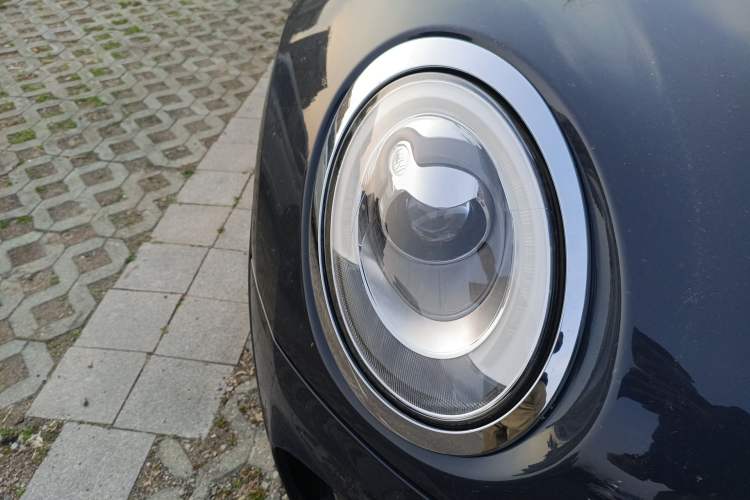 Used MINI Clubman 2016 Revised 2.0T COOPER S Right Front Headlight