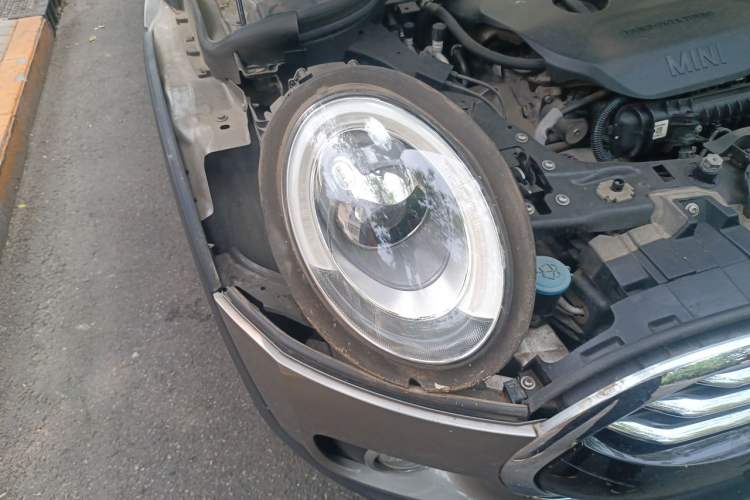 Used MINI Clubman 2016 Revised Version 1.5T COOPER Connoisseur Edition Right Front Headlight