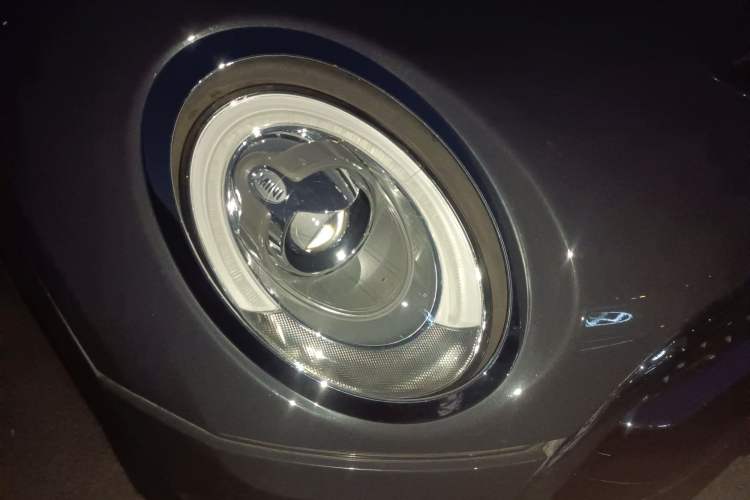 Used MINI Clubman 2016 Revised 2.0T COOPER S Right Front Headlight