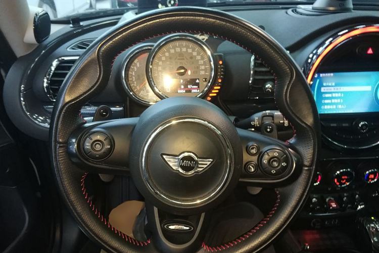 Used MINI Clubman 2016 Revised Version 2.0T COOPER S Geek Edition Steering Wheel
