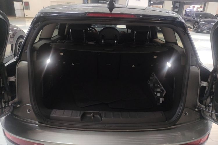 Used MINI Clubman 2016 Revised Version 1.5T COOPER Connoisseur Edition Trunk