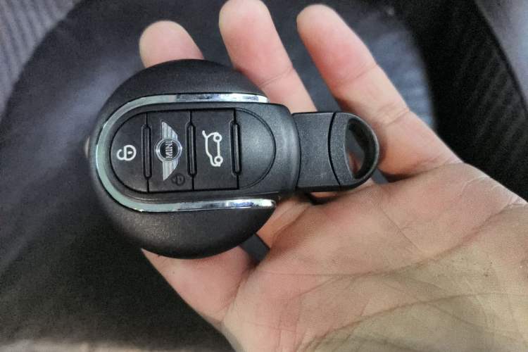 Used MINI Clubman 2016 2.0T COOPER S Geek Edition Vehicle Key