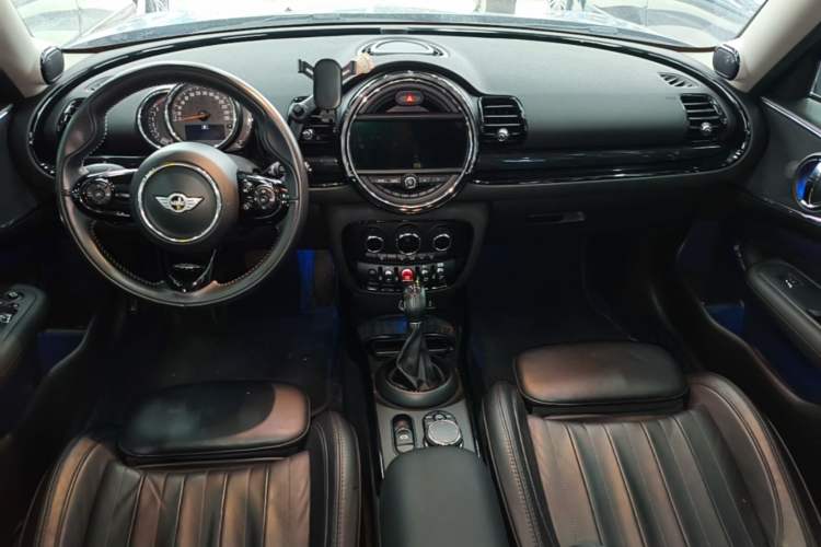 Used MINI Clubman 2016 Revised Version 2.0T COOPER S Connoisseur Edition Center Console