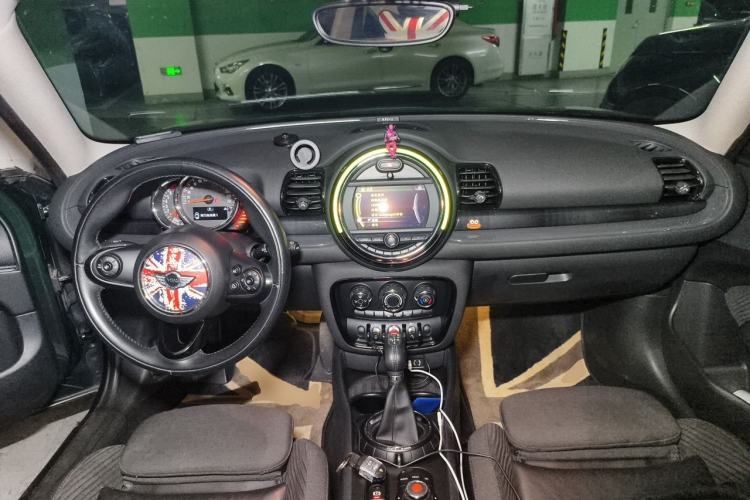 Used MINI Clubman 2016 1.5T COOPER Center Console