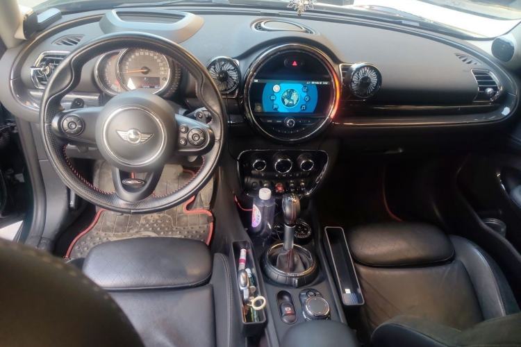 Used MINI Clubman 2016 Revised 2.0T COOPER S Center Console