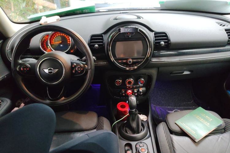 Used MINI Clubman 2016 Revised 1.5T COOPER Center Console