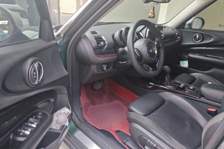 Used MINI Clubman 2016 Revised Version 1.5T COOPER Connoisseur Edition Driver Seat