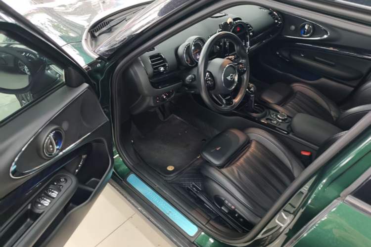 Used MINI Clubman 2016 Revised Version 2.0T COOPER S Connoisseur Edition Driver Seat