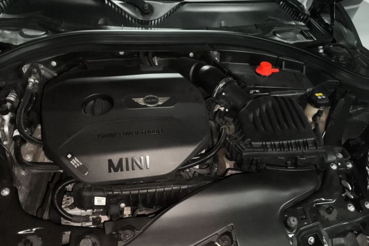 Used MINI Clubman 2016 Revised Version 1.5T COOPER Connoisseur Edition Engine Bay