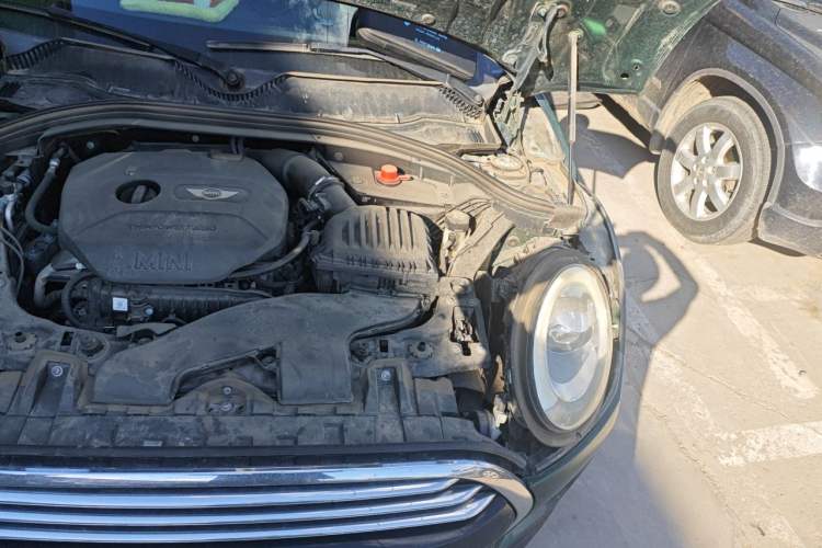 Used MINI Clubman 2016 Updated 1.5T COOPER Geek Edition Engine Bay Left