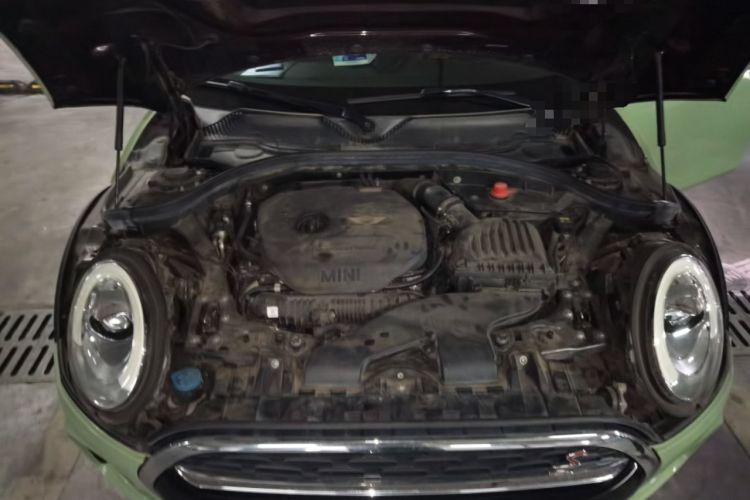 Used MINI Clubman 2016 Revised 2.0T COOPER S Engine Bay