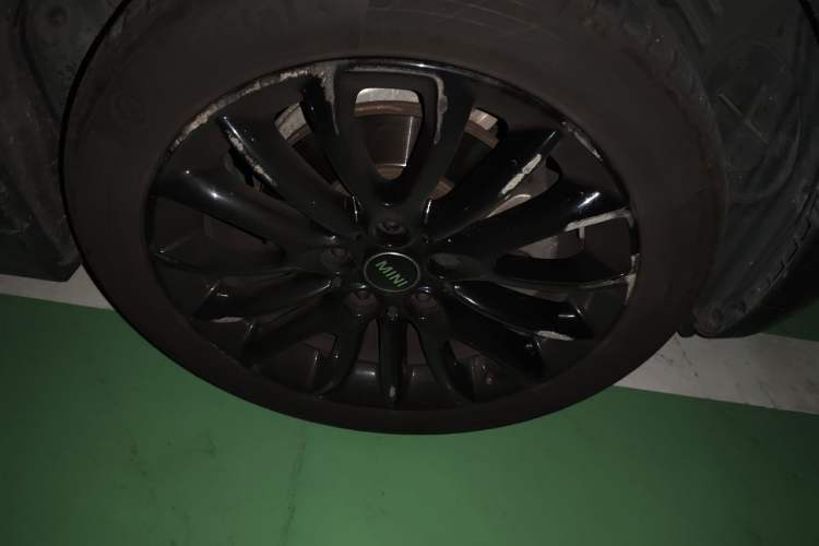 Used MINI Clubman 2016 Updated 1.5T COOPER Geek Edition Exterior 1