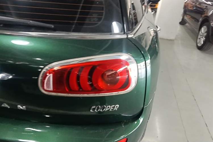 Used MINI Clubman 2016 1.5T COOPER Connoisseur Edition Exterior 3