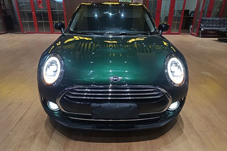 Used MINI Clubman 2016 Revised Version 1.5T COOPER Connoisseur Edition Front