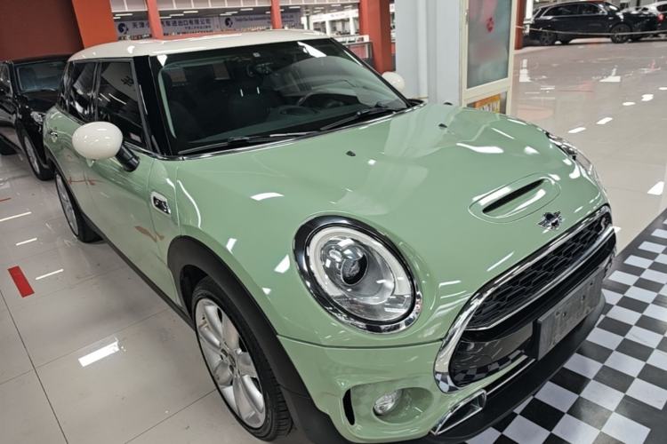 Used MINI Clubman 2016 Revised 2.0T COOPER S Front Right 45 Deg