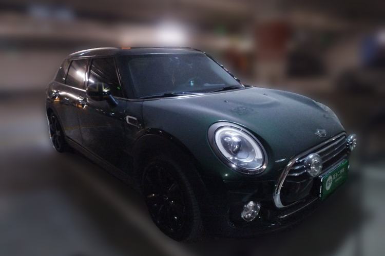 Used MINI Clubman 2016 1.5T COOPER Connoisseur Edition Front Right 45 Deg