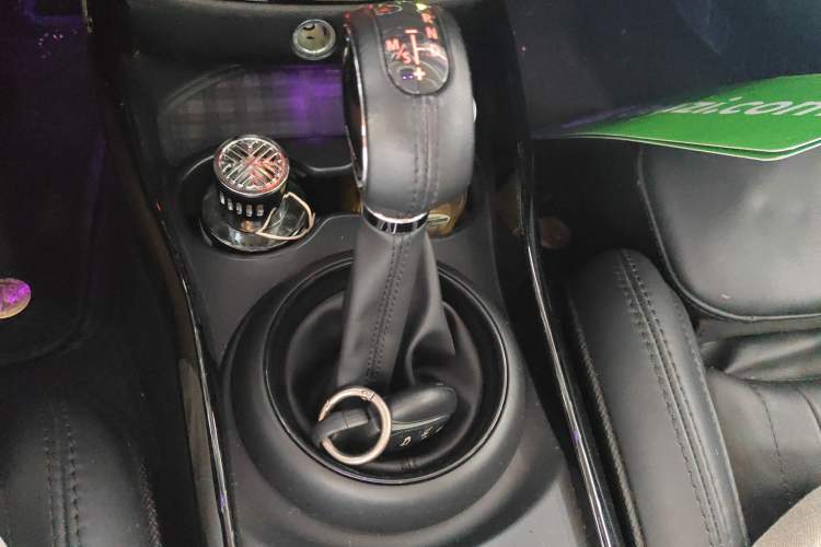 Used MINI Clubman 2016 Revised Version 2.0T COOPER S Connoisseur Edition Gear Lever