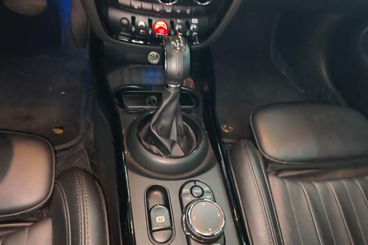 Used MINI Clubman 2016 Revised Version 2.0T COOPER S Connoisseur Edition Gear Lever