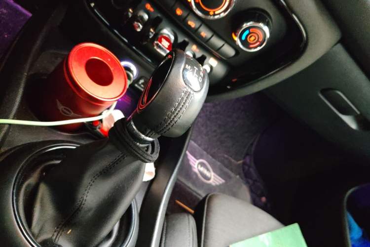 Used MINI Clubman 2016 Revised 1.5T COOPER Gear Lever