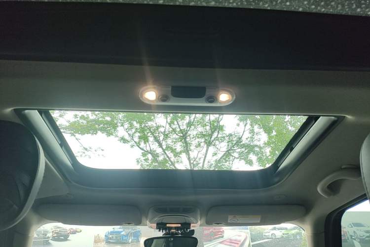 Used MINI Clubman 2016 Revised Version 2.0T COOPER S Connoisseur Edition Headliner