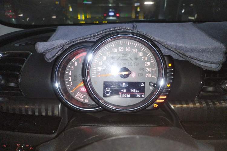 Used MINI Clubman 2016 1.5T COOPER Connoisseur Edition Instrument Cluster